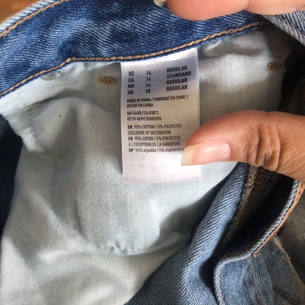 Distressed Blue Jeans - Picture 4 of 4